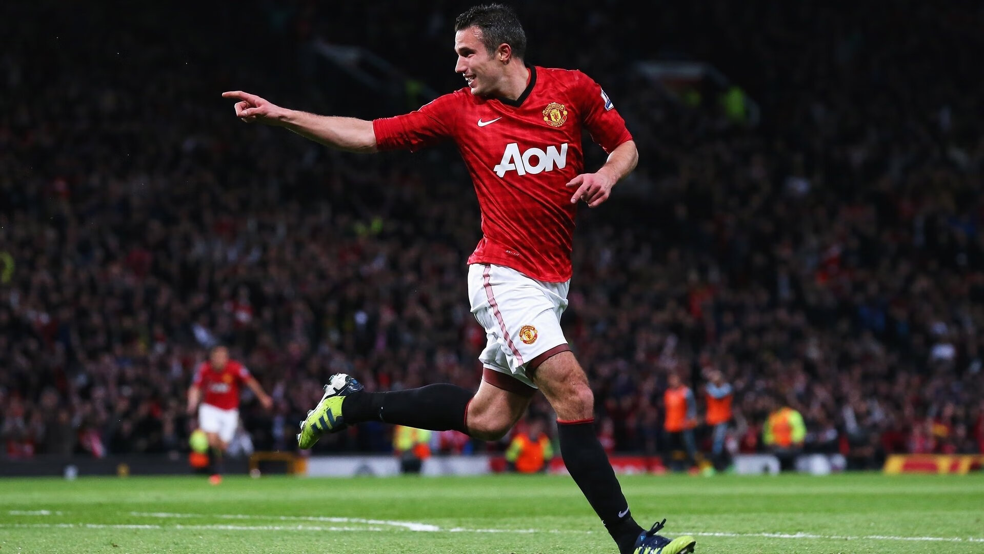 乐鱼体育平台官网-拜仁中场节奏掌控力突出，拜仁中场有哪些现役