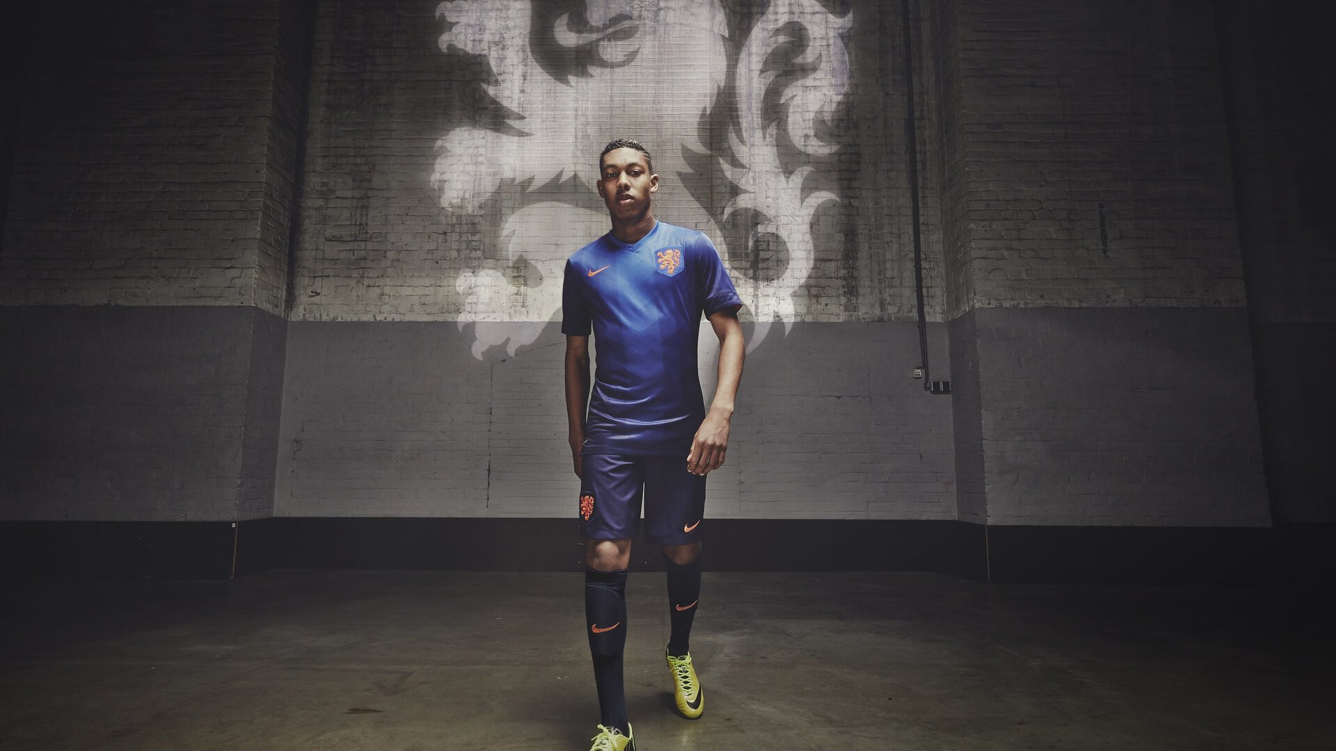 欧冠小组赛：凯尔特人绝平切尔西 苏超“绿衫军”展现恐怖主场气场